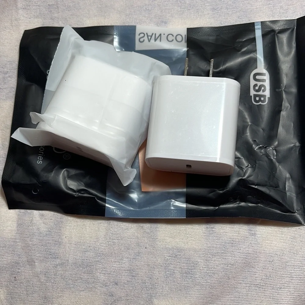 USB C wall charger adapter